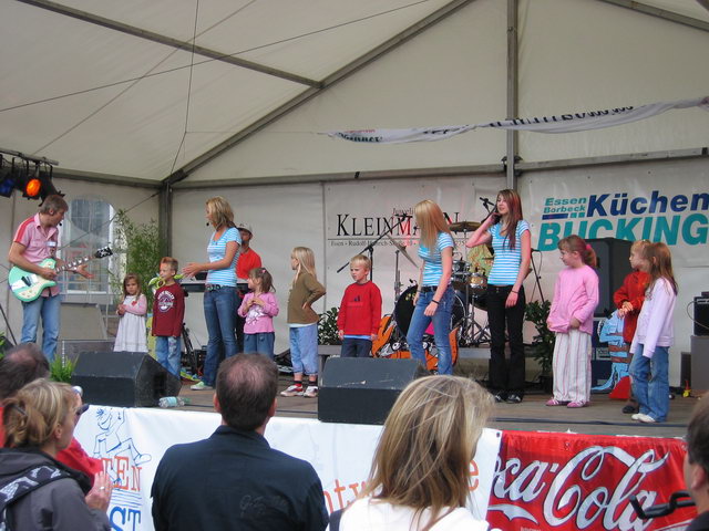 gal/2007/2007 Borbecker Markfest/2007 Saitentwist Borbecker Markfest 2.9. 097.jpg